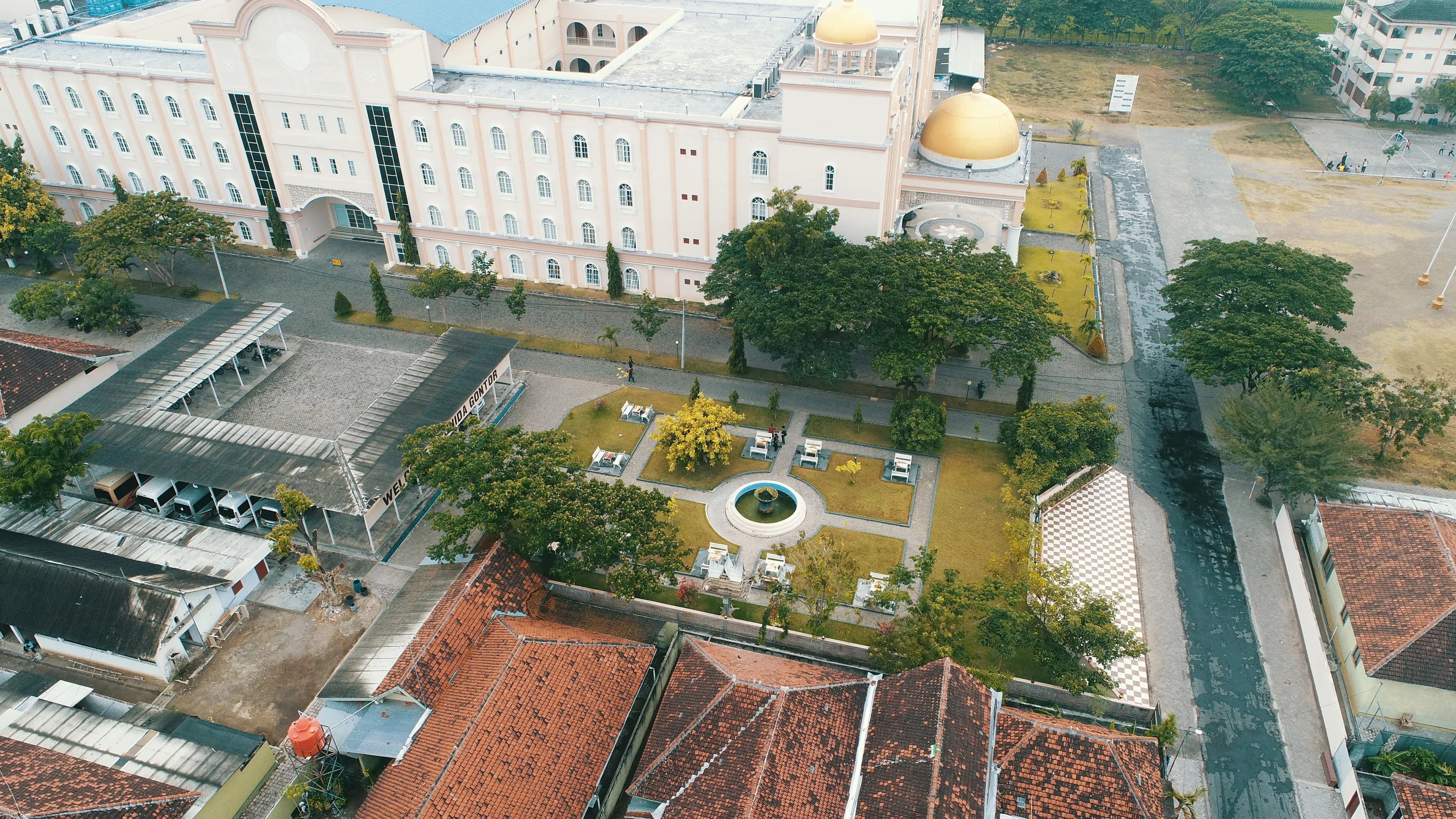 Taman Gedung Terpadu